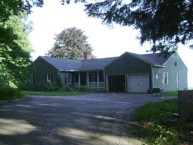 Building photograph for 266 MUNGER LN